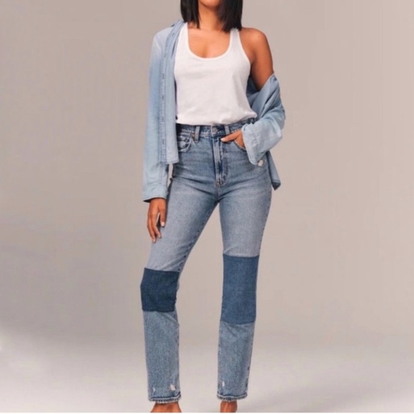 Abercrombie & Fitch Denim - Abercrombie & Fitch Patchwork Denim
The Ankle Straight Ultra High Rise Size 26/2
